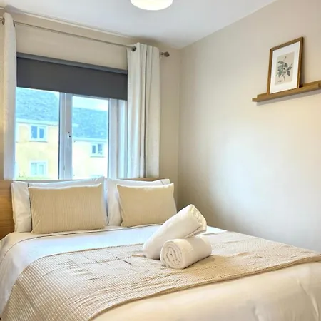 Coastline Hideaway Apartment