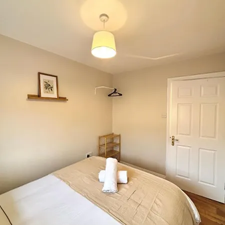 Coastline Hideaway Cobh
