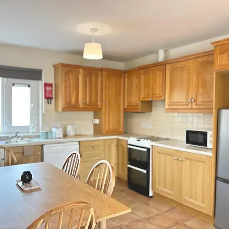 Coastline Hideaway Cobh