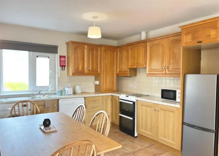 Coastline Hideaway Cobh